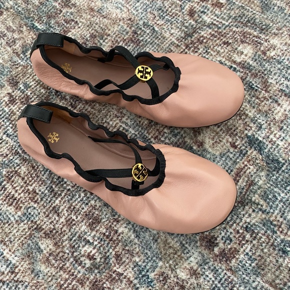 Tory Burch Nude Flats 7.5 - Picture 1 of 5